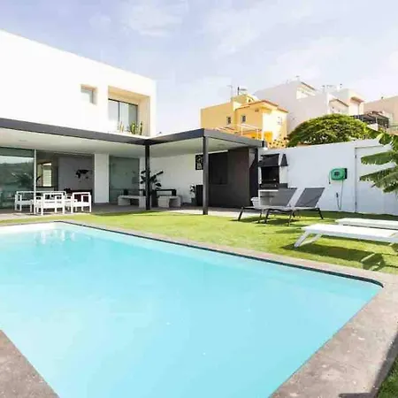 Tulio Ii Family Heated Pool Villa