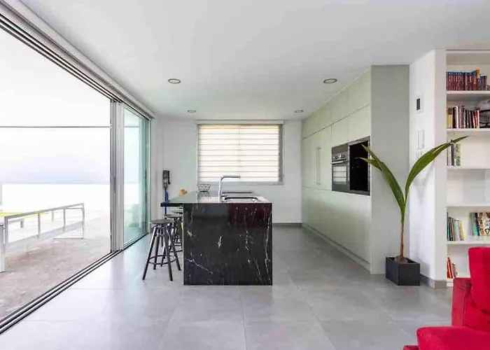 Tulio Ii Family Heated Pool Villa