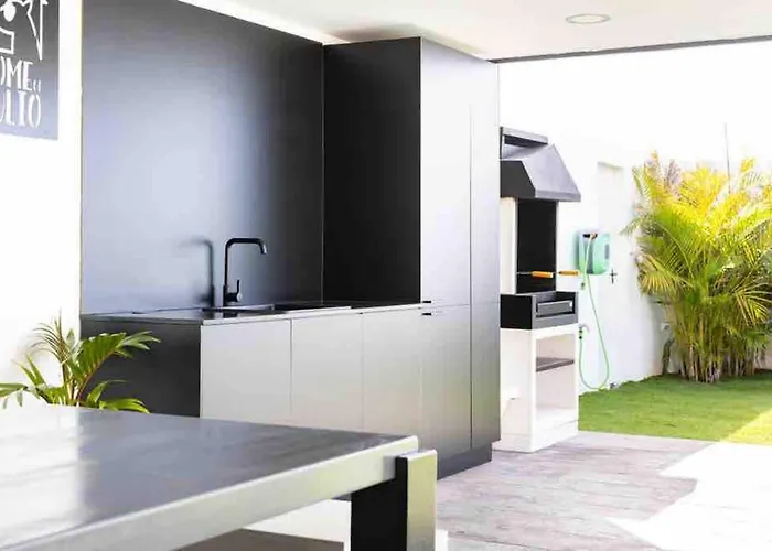 Tulio Ii Family Heated Pool וילה